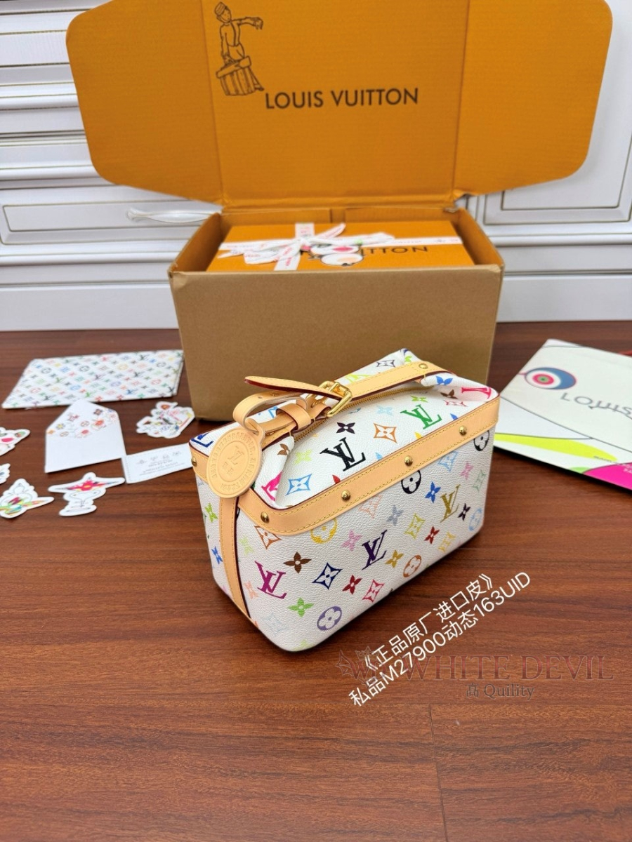 하얀악마 이미테이션 루이 파우치백 (3).jpg