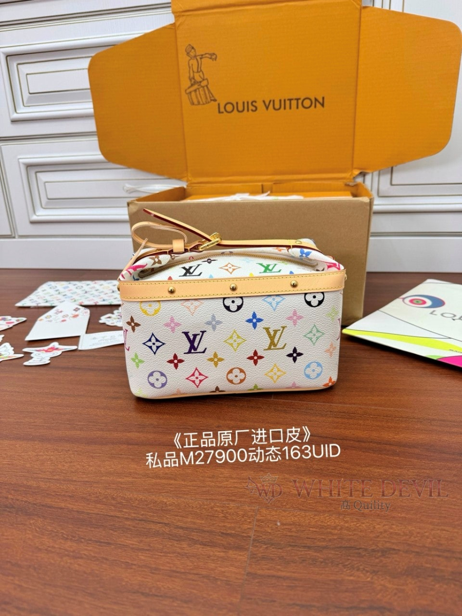 하얀악마 이미테이션 루이 파우치백 (2).jpg