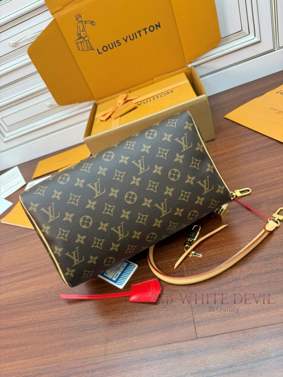 하얀악마 이미테이션 루이 스피디 (6).jpg