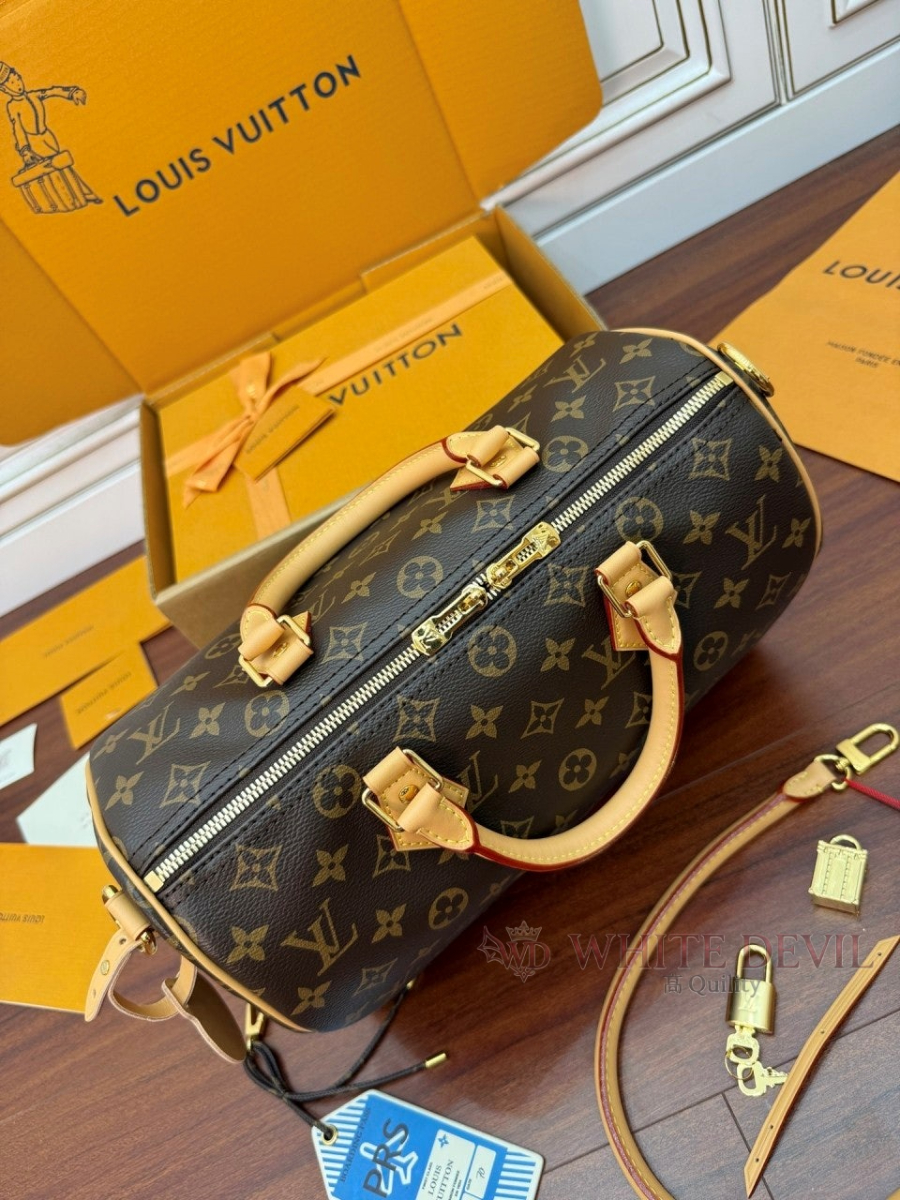 하얀악마 이미테이션 루이 스피디 (11).jpg