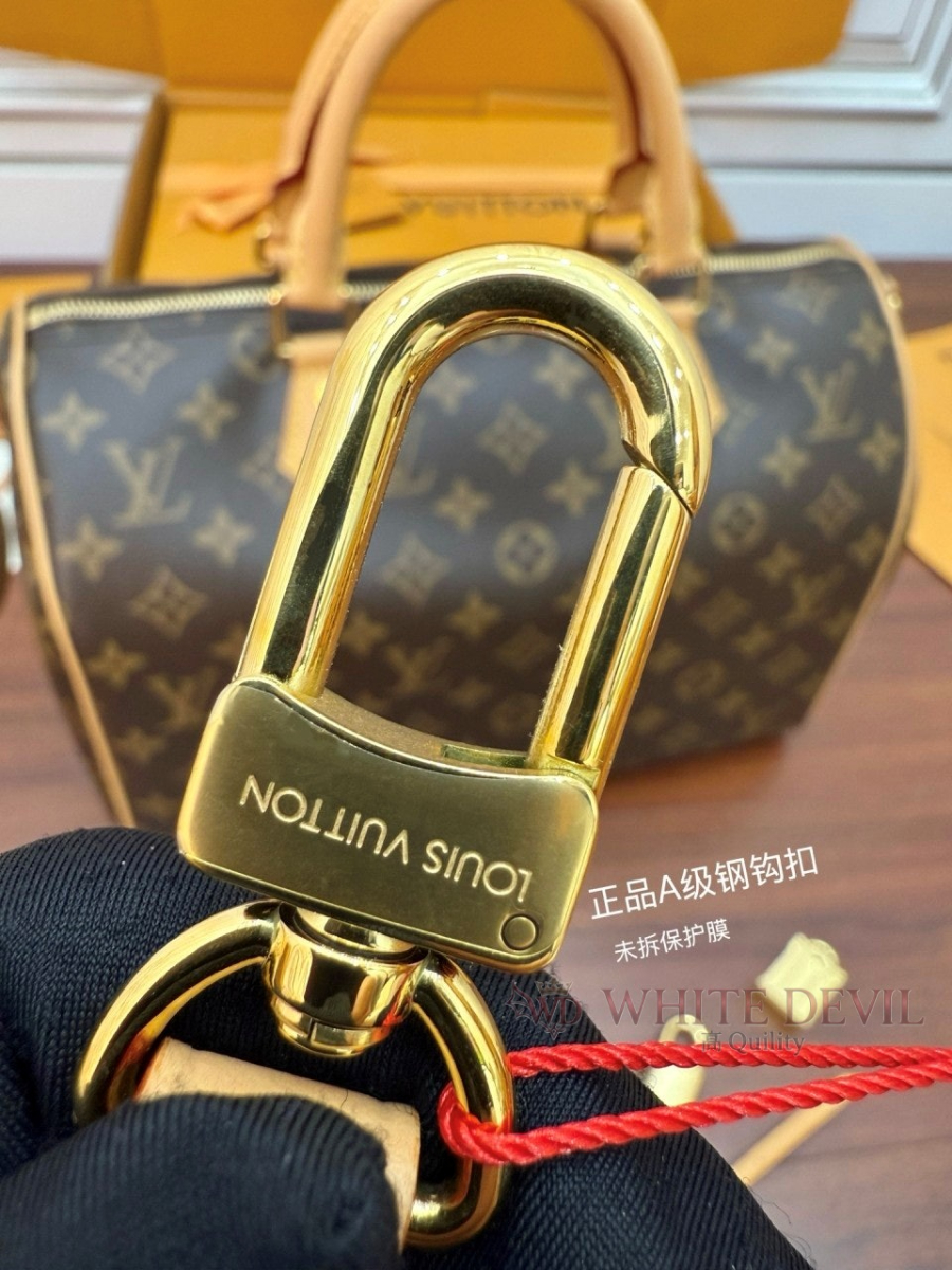 하얀악마 이미테이션 루이 스피디 (14).jpg