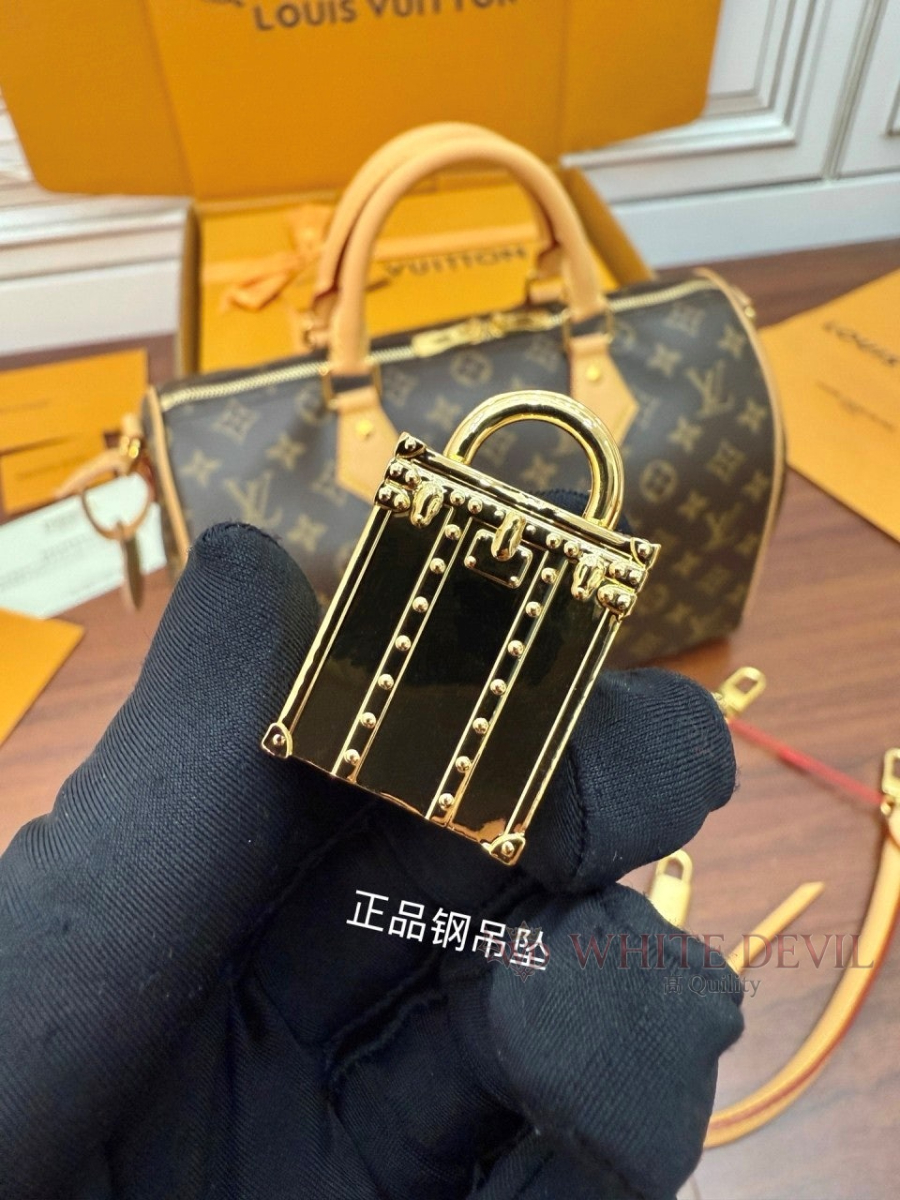 하얀악마 이미테이션 루이 스피디 (17).jpg