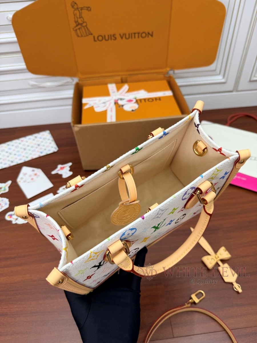 하얀악마 이미테이션 루이 온더고 (16).jpg