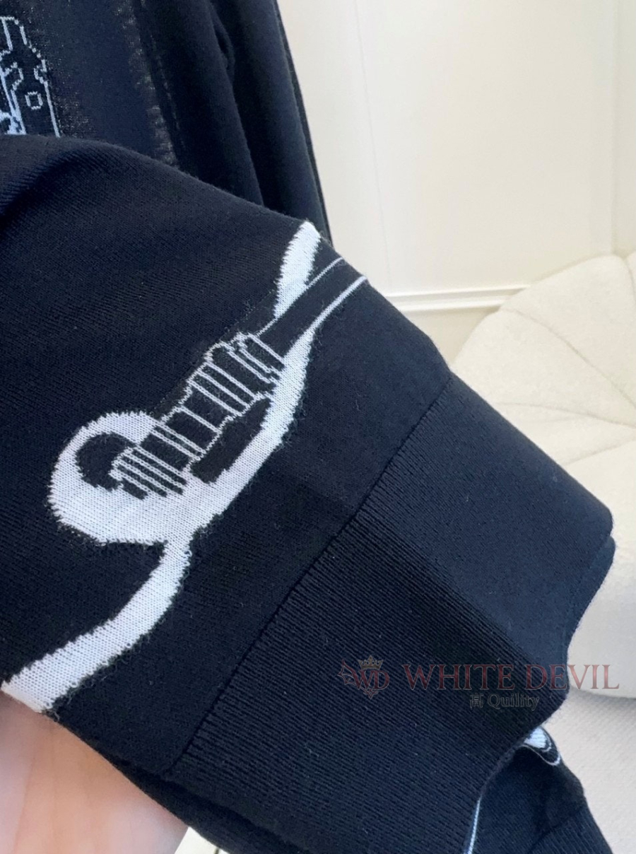 하얀악마 이미테이션 에르 니트 (9).jpg