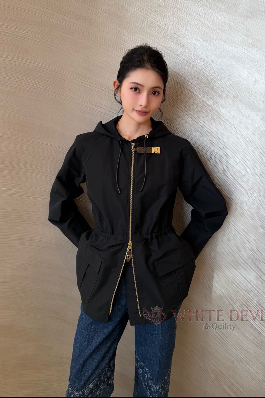 하얀악마 이미테이션 루이 점퍼 (1).jpg