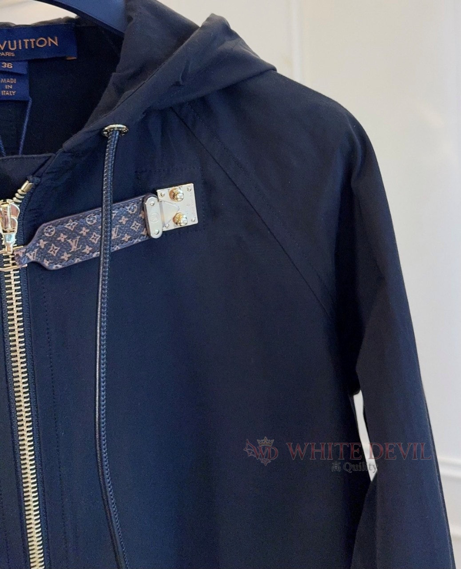 하얀악마 이미테이션 루이 점퍼 (8).jpg