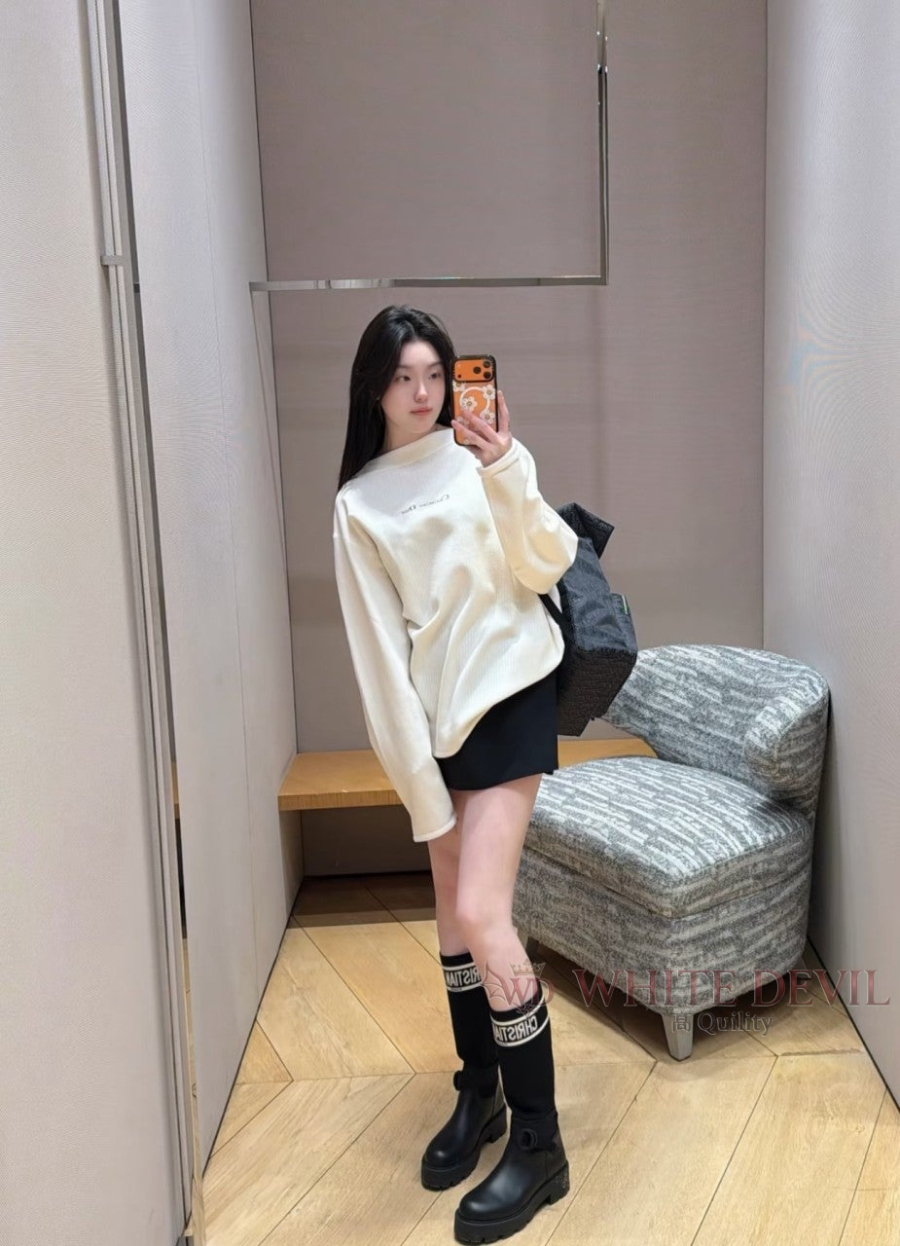 하얀악마 이미테이션 디올 니트 (1).jpg