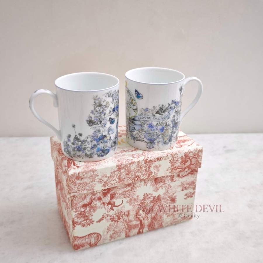 하얀악마 이미테이션 디올 머그컵 (1).jpg