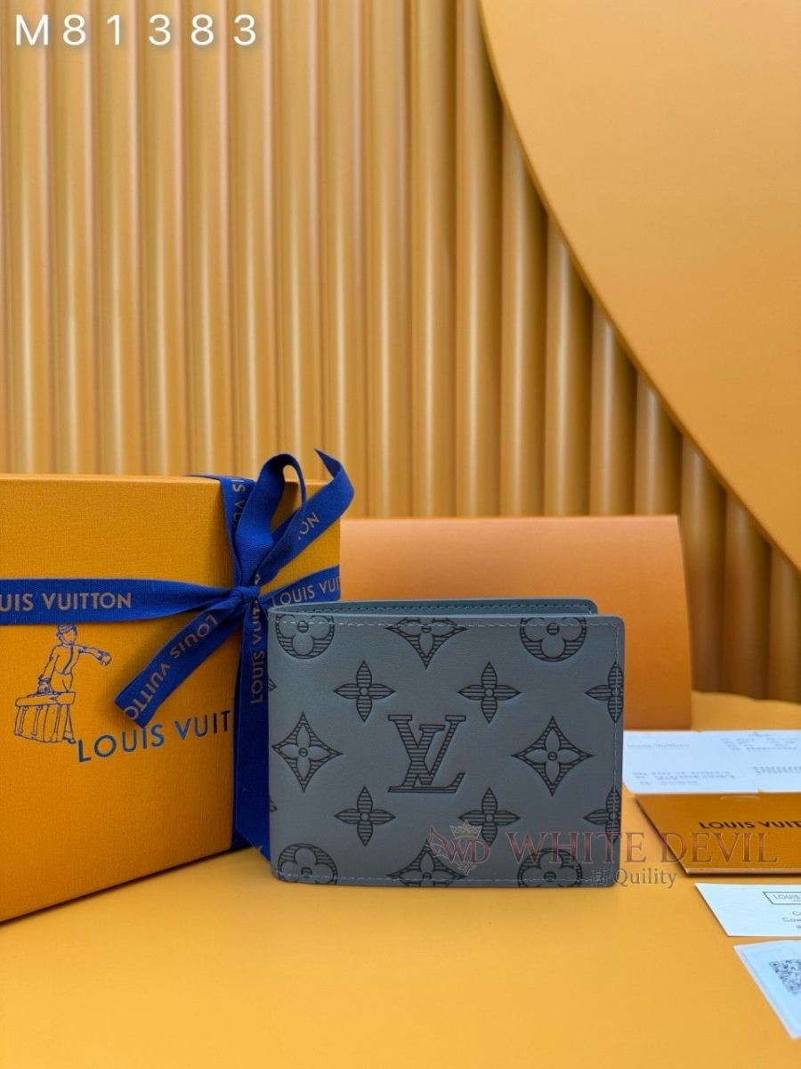 하얀악마 이미테이션 루이 지갑 (1).jpg