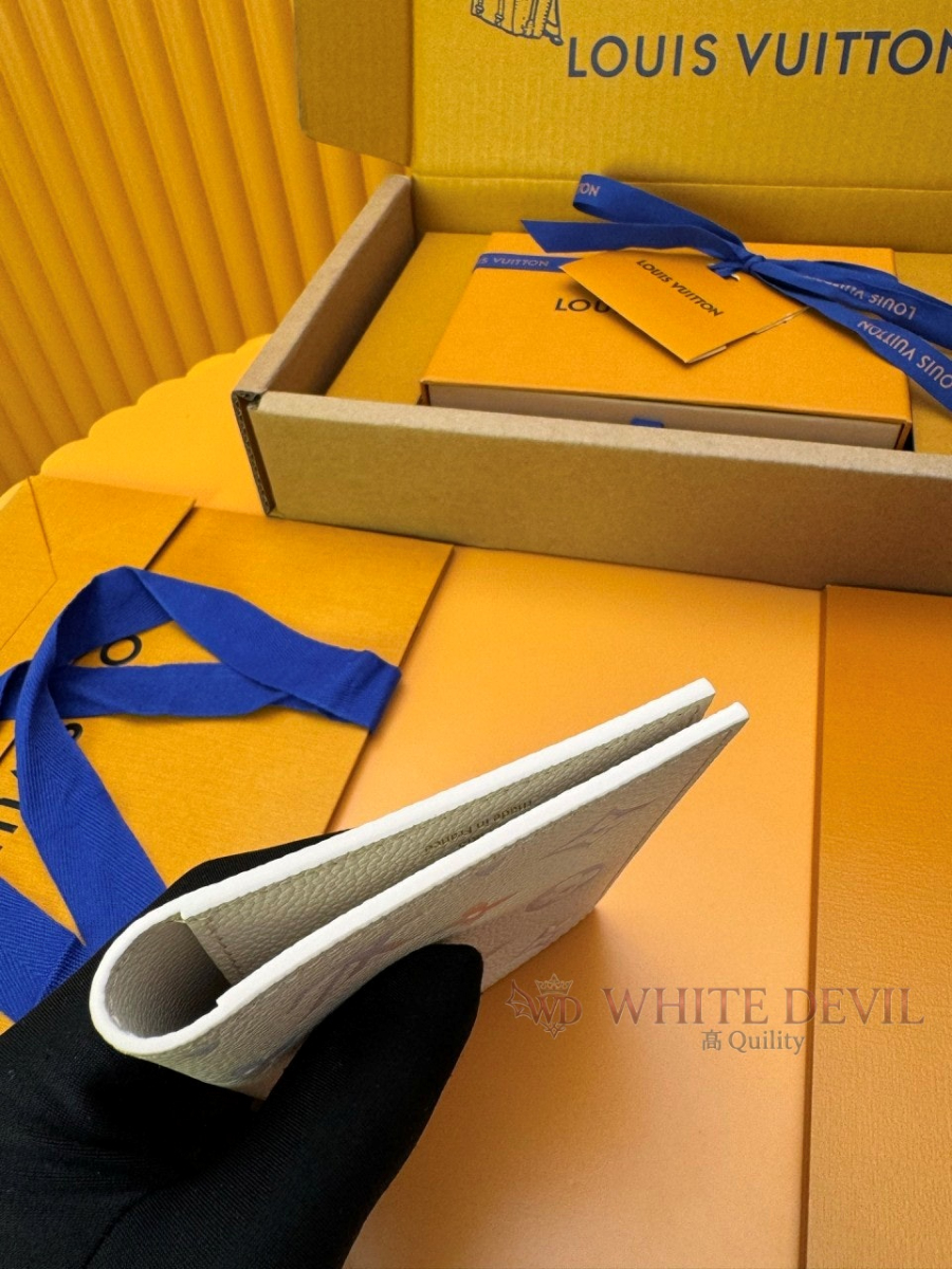 하얀악마 이미테이션 루이 지갑 (3).jpg