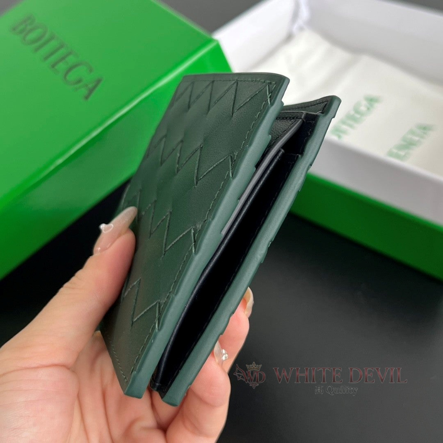 하얀악마 이미테이션 보테가 지갑 (2).jpg