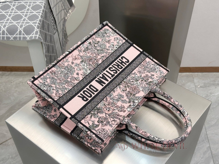 하얀악마 레플리카 디올 북토트백 (6).jpg