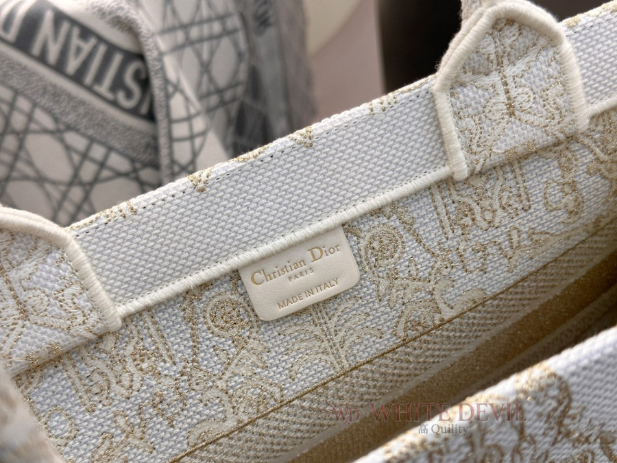 하얀악마 레플리카 디올 북토트백 (12).jpg