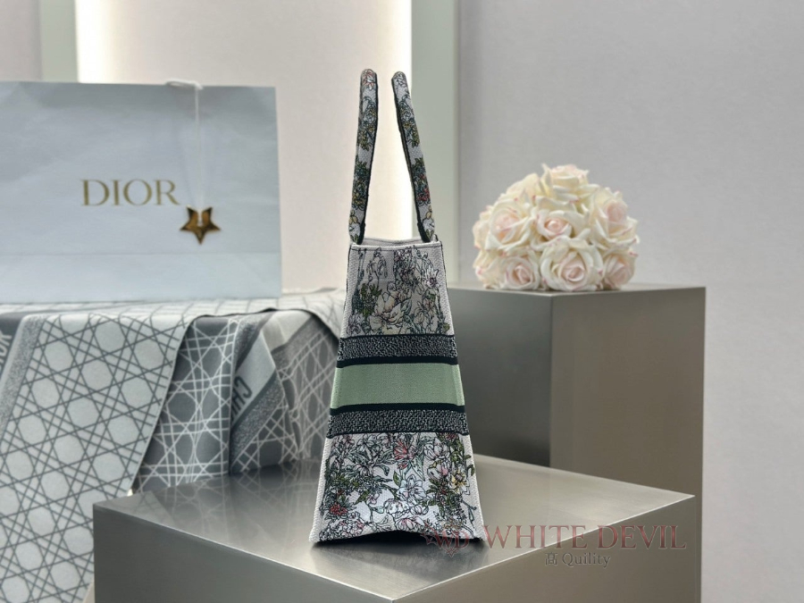 하얀악마 레플리카 디올 북토트백 (5).jpg