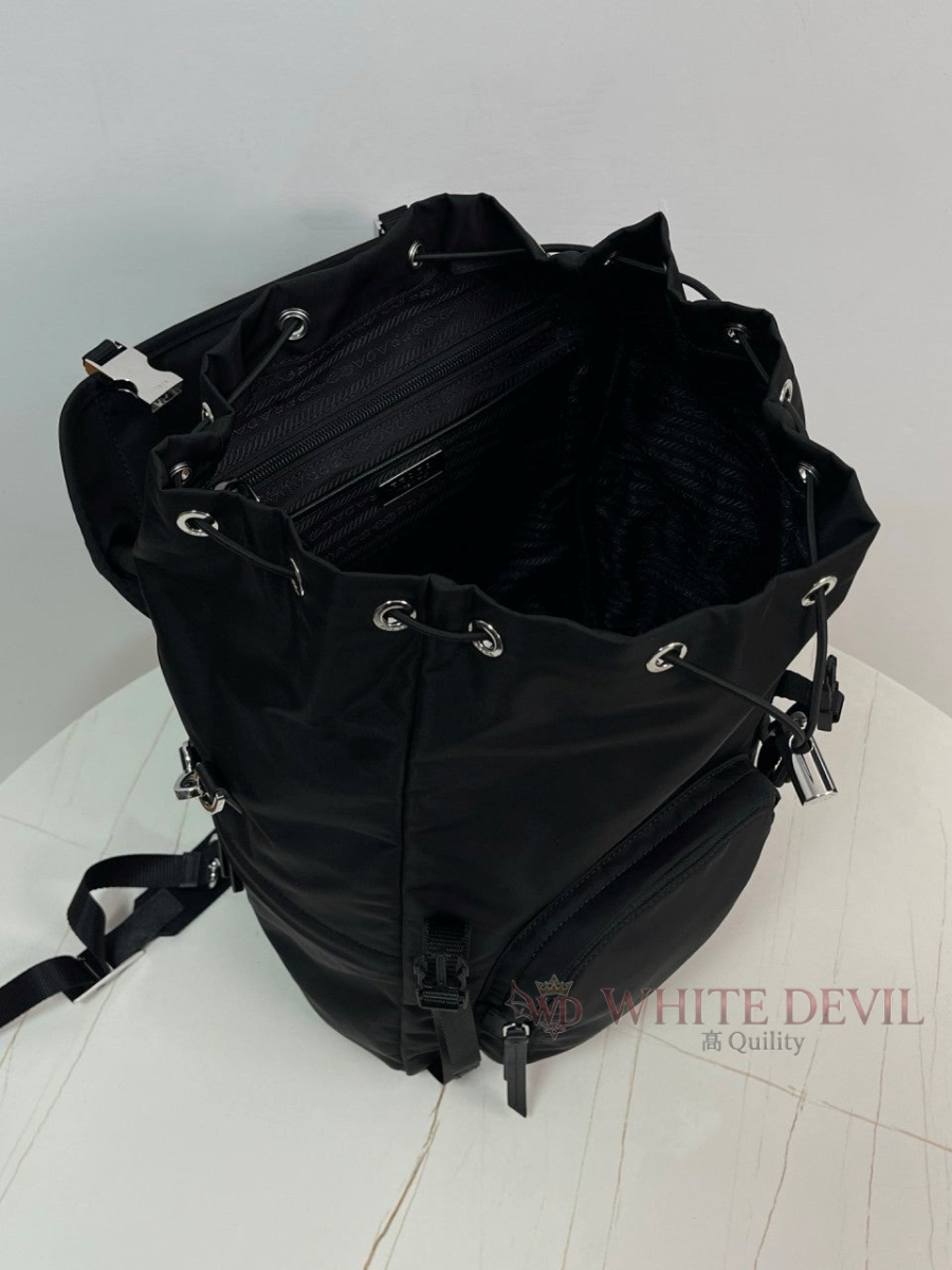 하얀악마 레플리카 프라다 백팩 (6).jpg