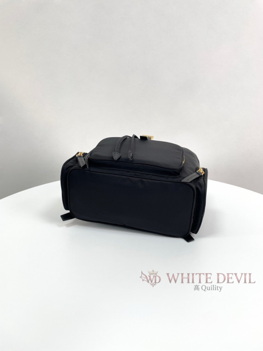 하얀악마 레플리카 프라다 백팩 (7).jpg