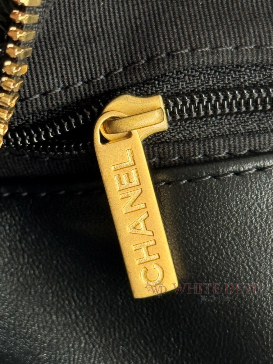 하얀악마 레플리카 샤넬 볼링백 (21).jpg