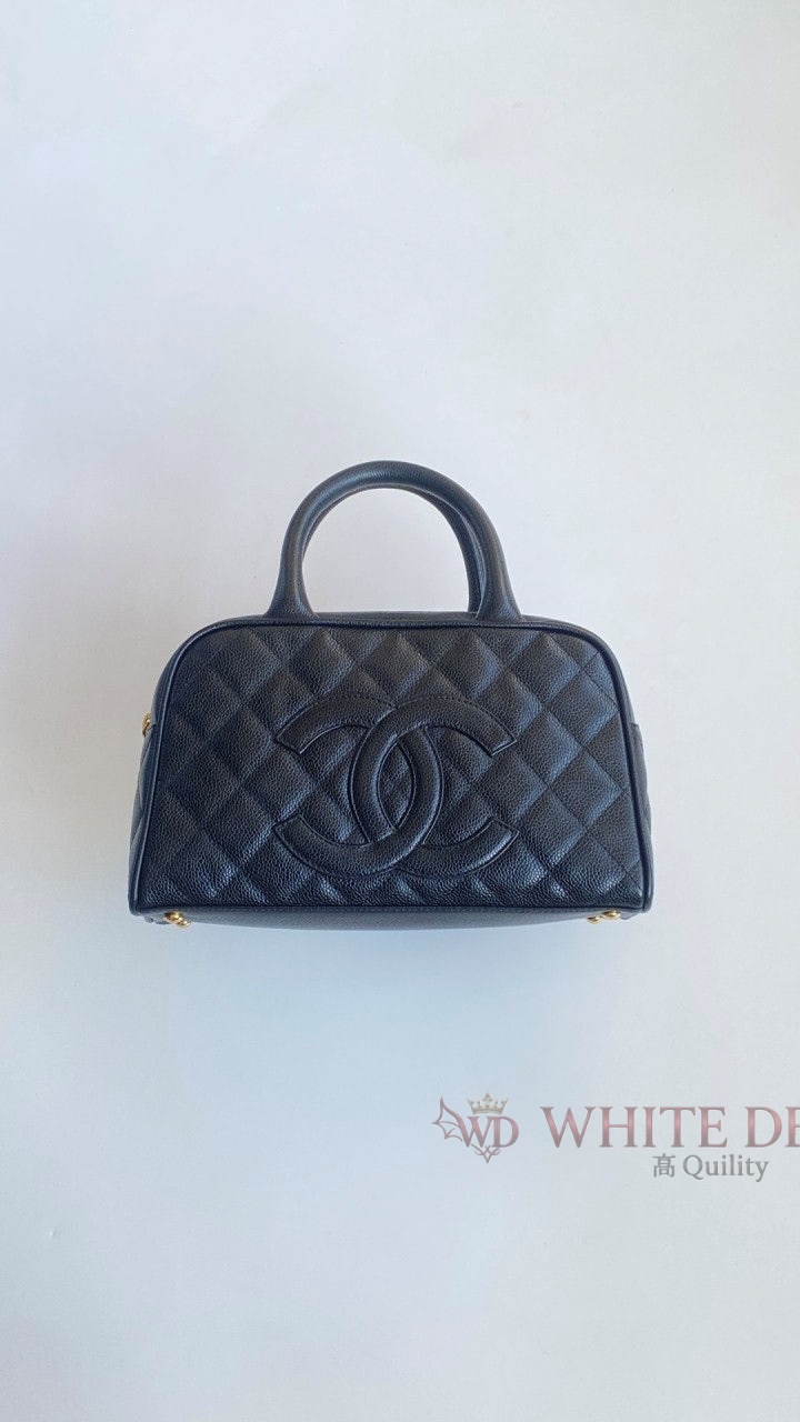 하얀악마 레플리카 샤넬 볼링백 (3).jpg