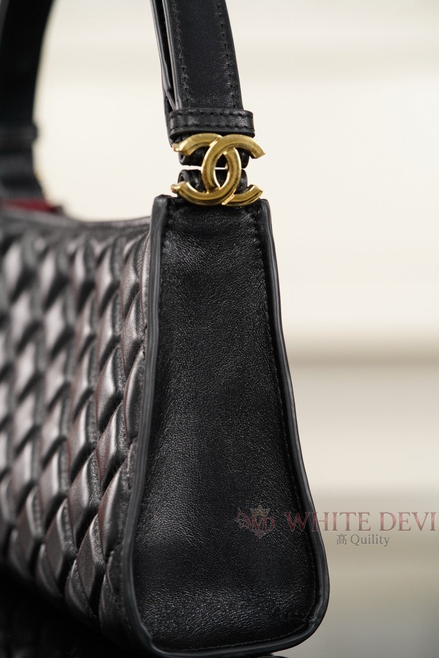 하얀악마 레플리카 샤넬 호보백 (14).jpg
