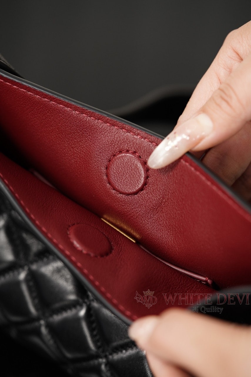 하얀악마 레플리카 샤넬 호보백 (19).jpg