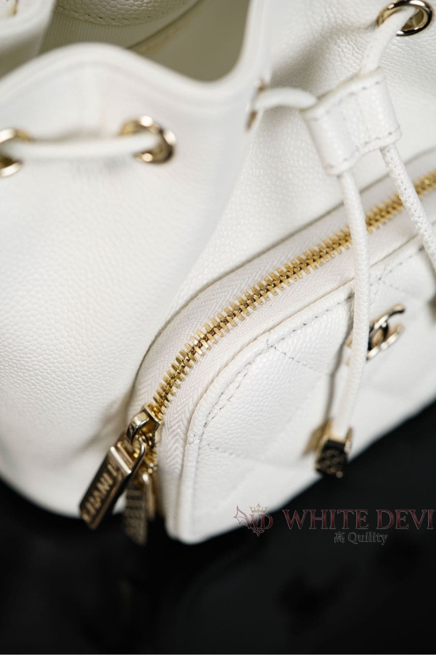 하얀악마 레플리카 샤넬 버킷백 (18).jpg