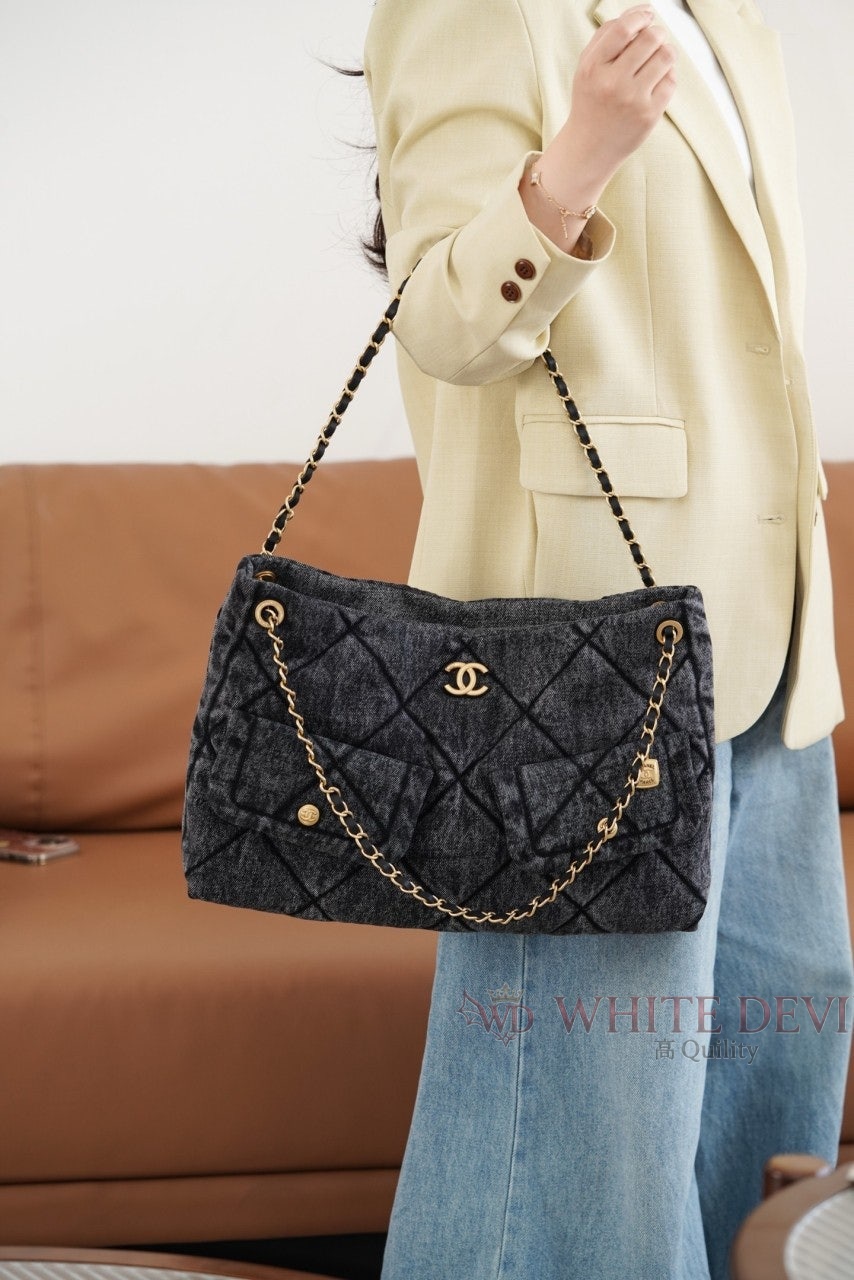 하얀악마 레플리카 샤넬 쇼핑백 (2).jpg