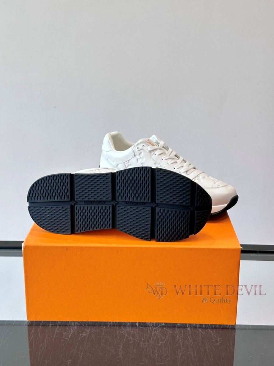 하얀악마 이미테이션 루이비통 운동화 (14).jpg