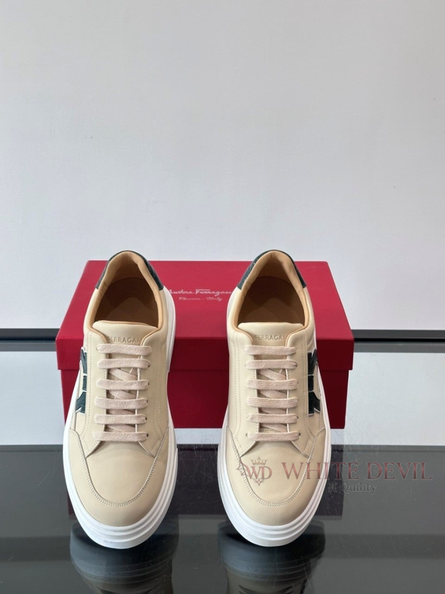 하얀악마 이미테이션 페라가모 운동화 (11).jpg
