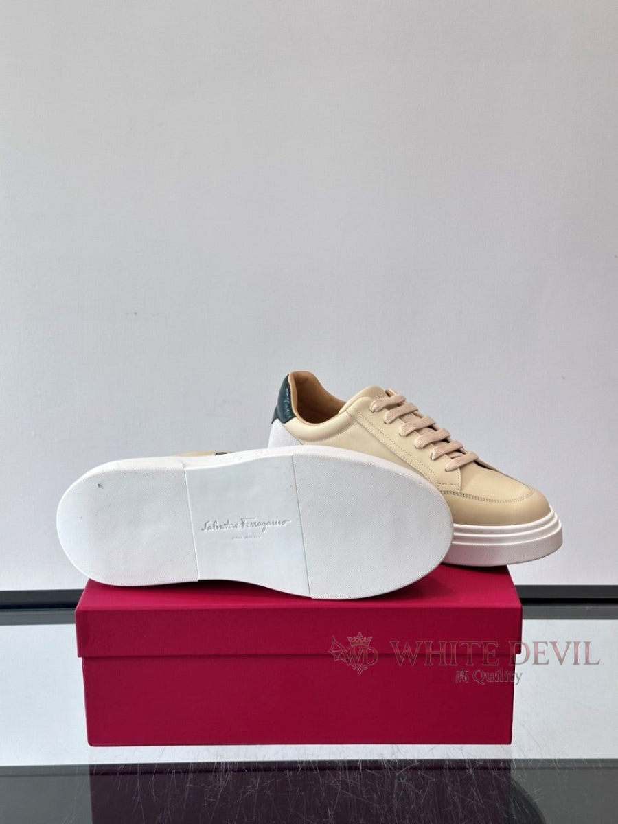 하얀악마 이미테이션 페라가모 운동화 (14).jpg