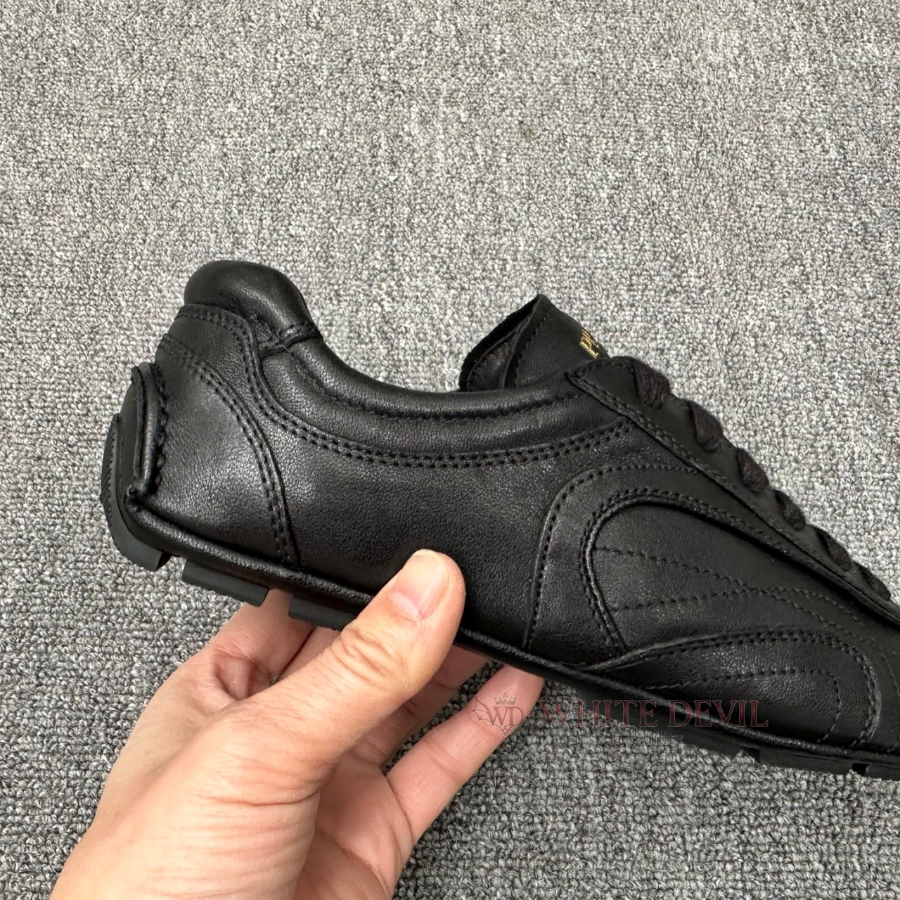 하얀악마 이미테이션 프라다 운동화 (12).jpg