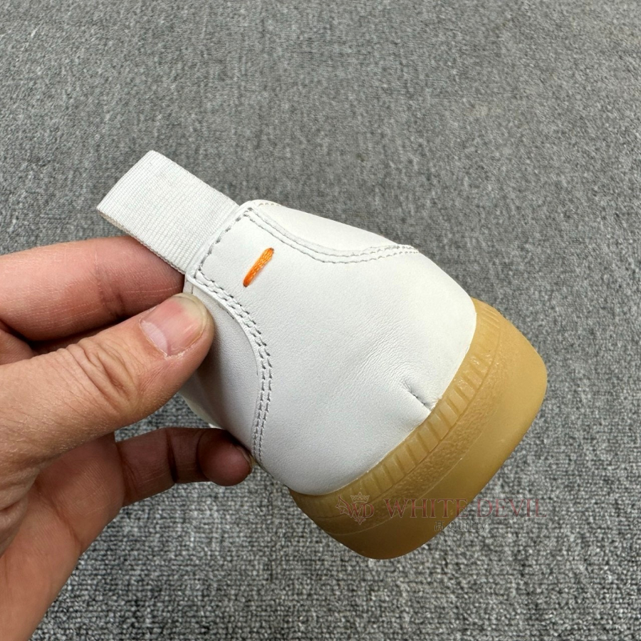 하얀악마 이미테이션 산토니 운동화 (14).jpg
