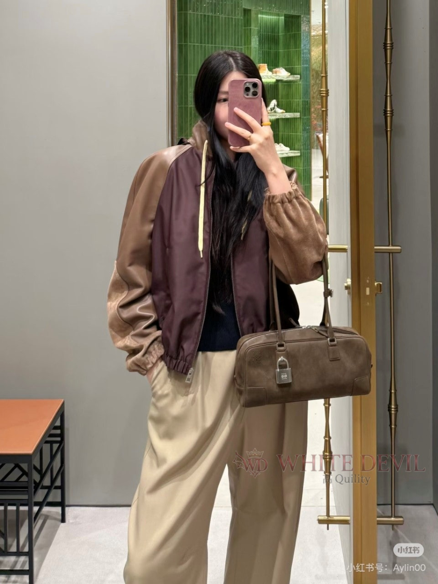 하얀악마 레플리카 로에베 점퍼 (2).jpg