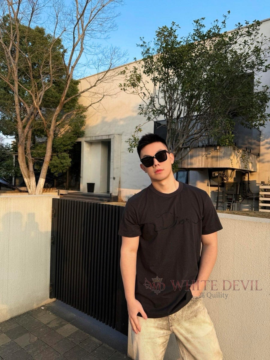 하얀악마 레플리카 디올 반팔 (1).jpg