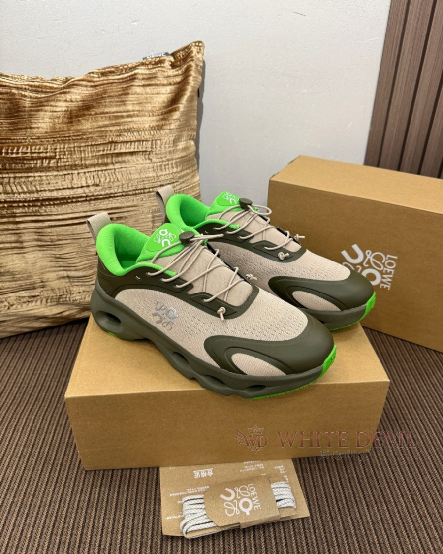 하얀악마 로에베 운동화 (3).jpg