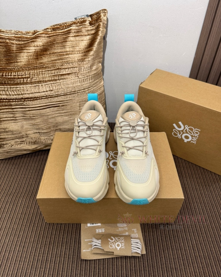 하얀악마 로에베 운동화 (6).jpg