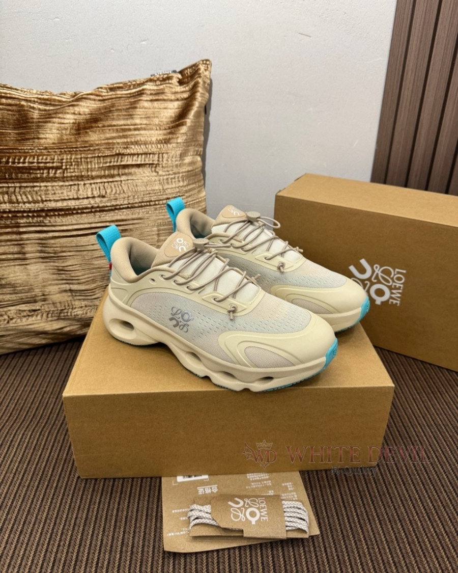 하얀악마 로에베 운동화 (5).jpg