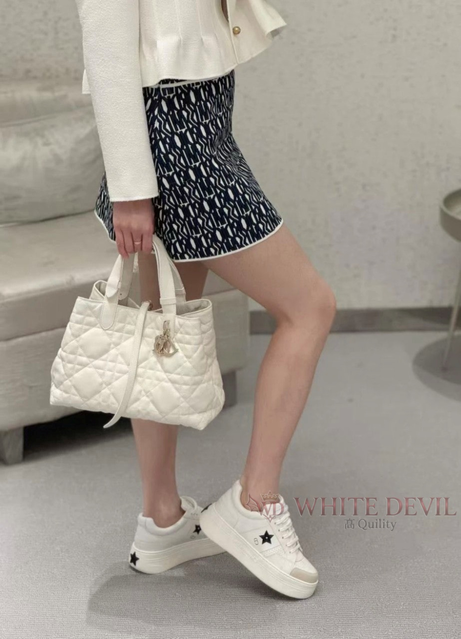 하얀악마 디올 운동화 (1).jpg