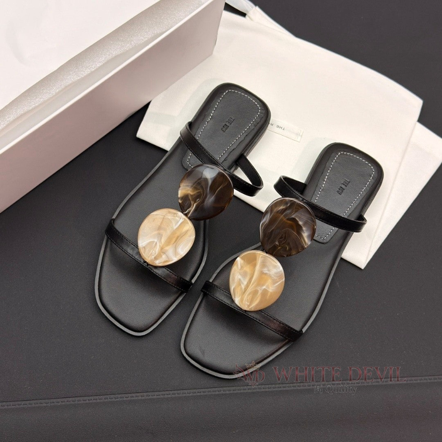 하얀악마 레플리카 더로우 슬리퍼 (3).jpg