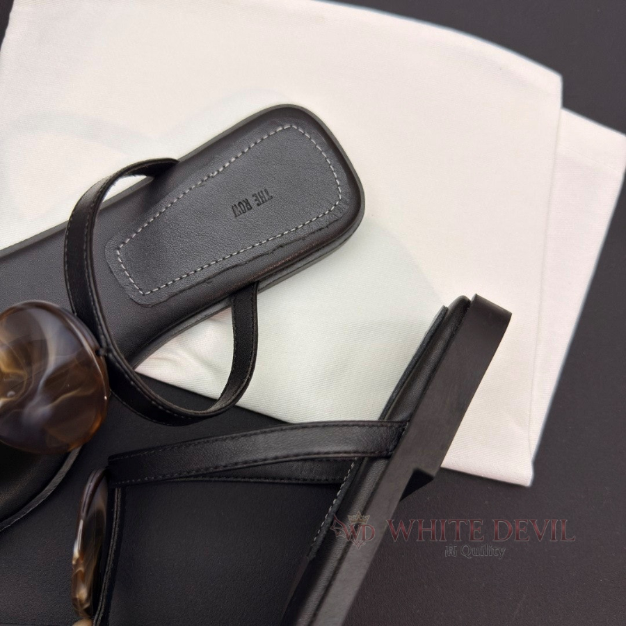 하얀악마 레플리카 더로우 슬리퍼 (9).jpg