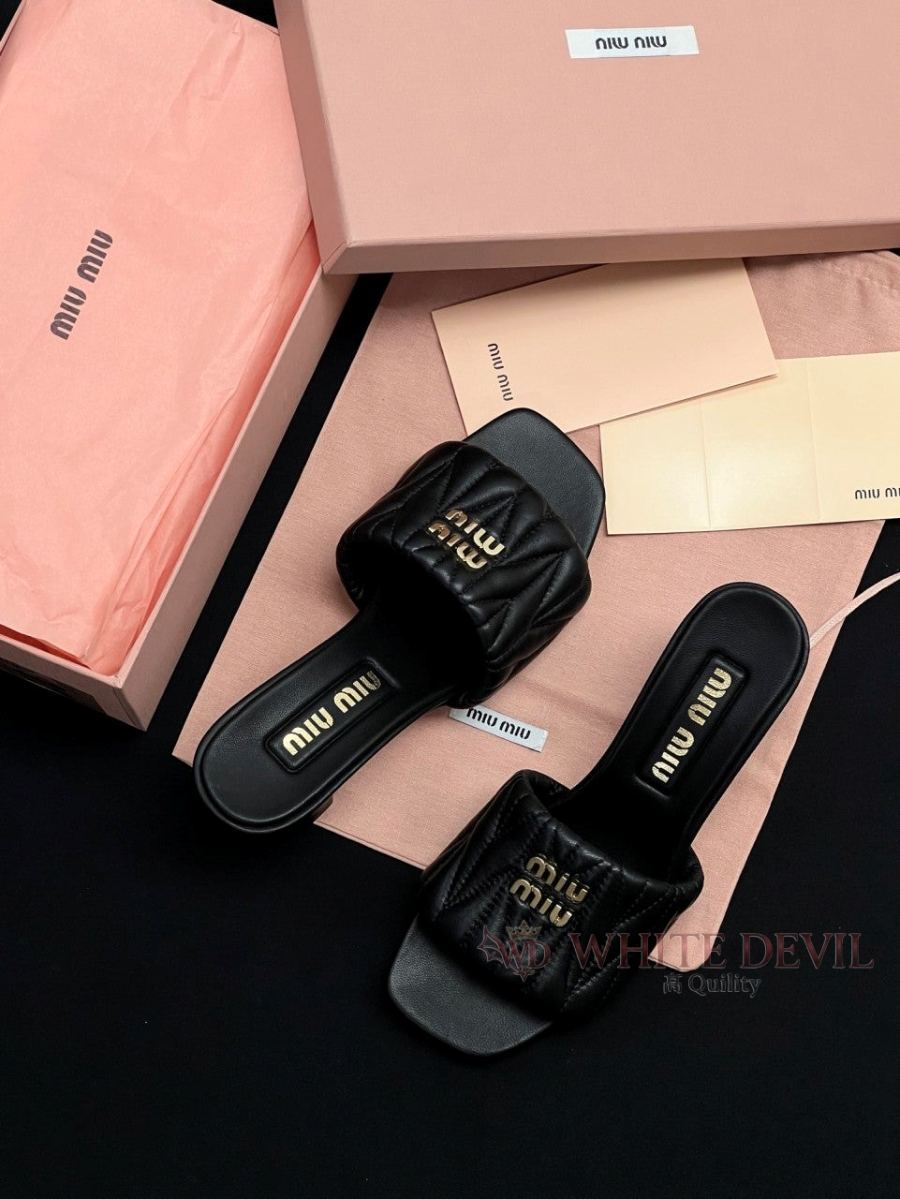 하얀악마 레플리카 미우 슬리퍼 (9).jpg