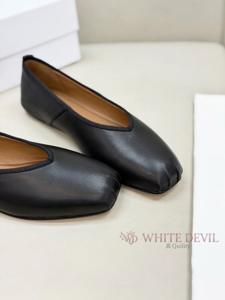 하얀악마 레플리카 더로우 플랫 (6).jpg