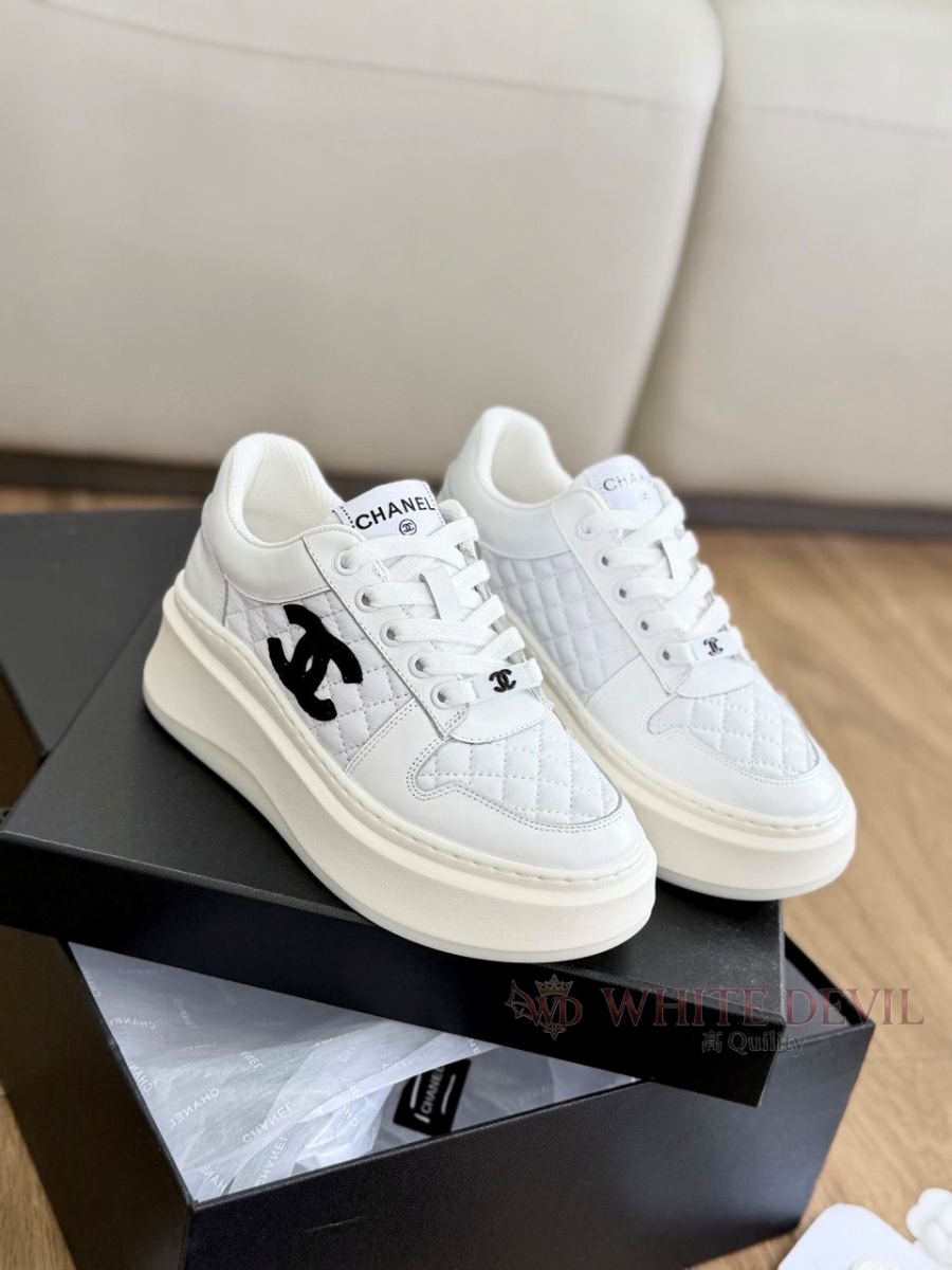 하얀악마 레플리카 샤넬 운동화 (3).jpg
