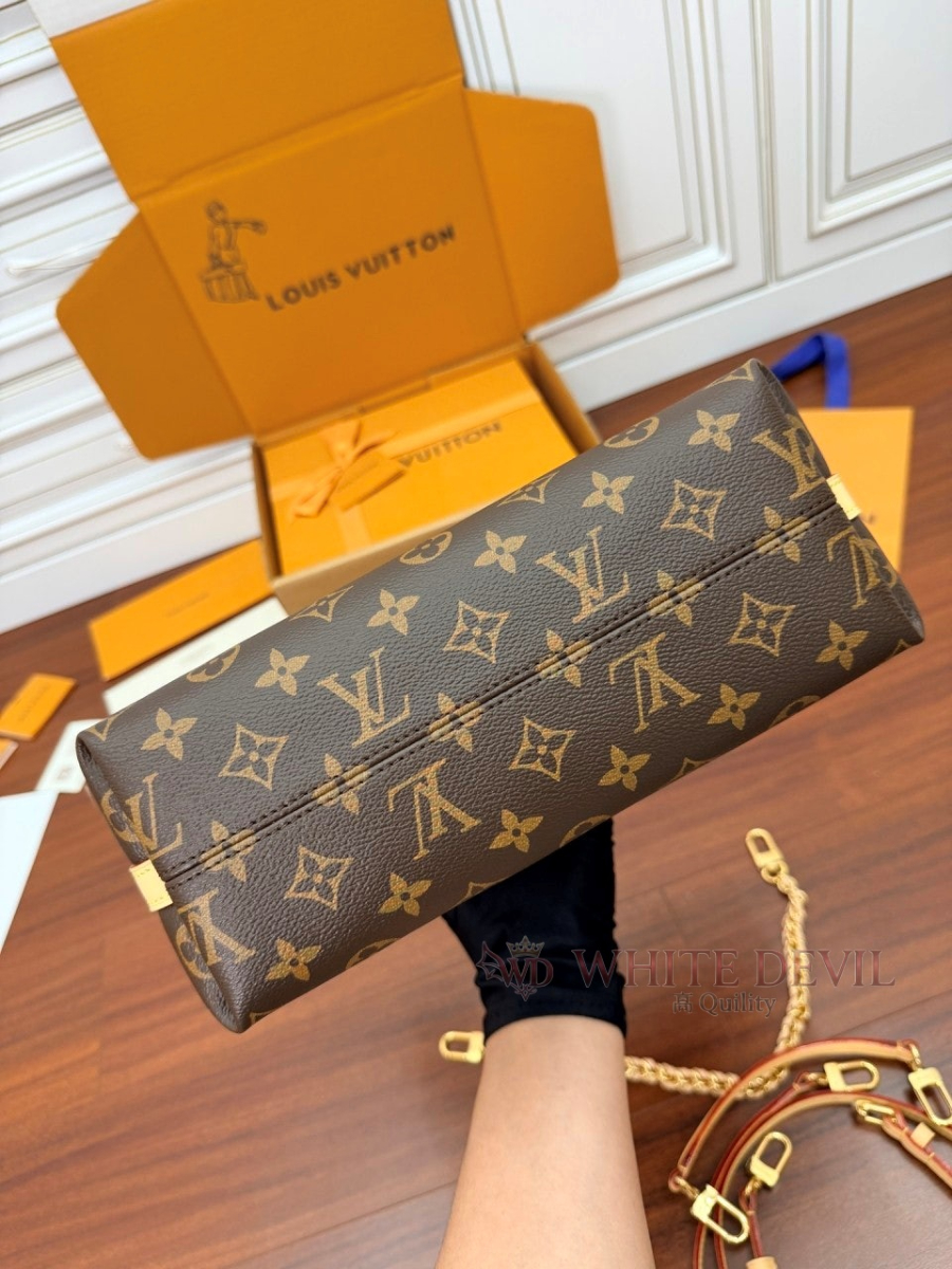 하얀악마 이미테이션 루이 숄더백 (16).jpg