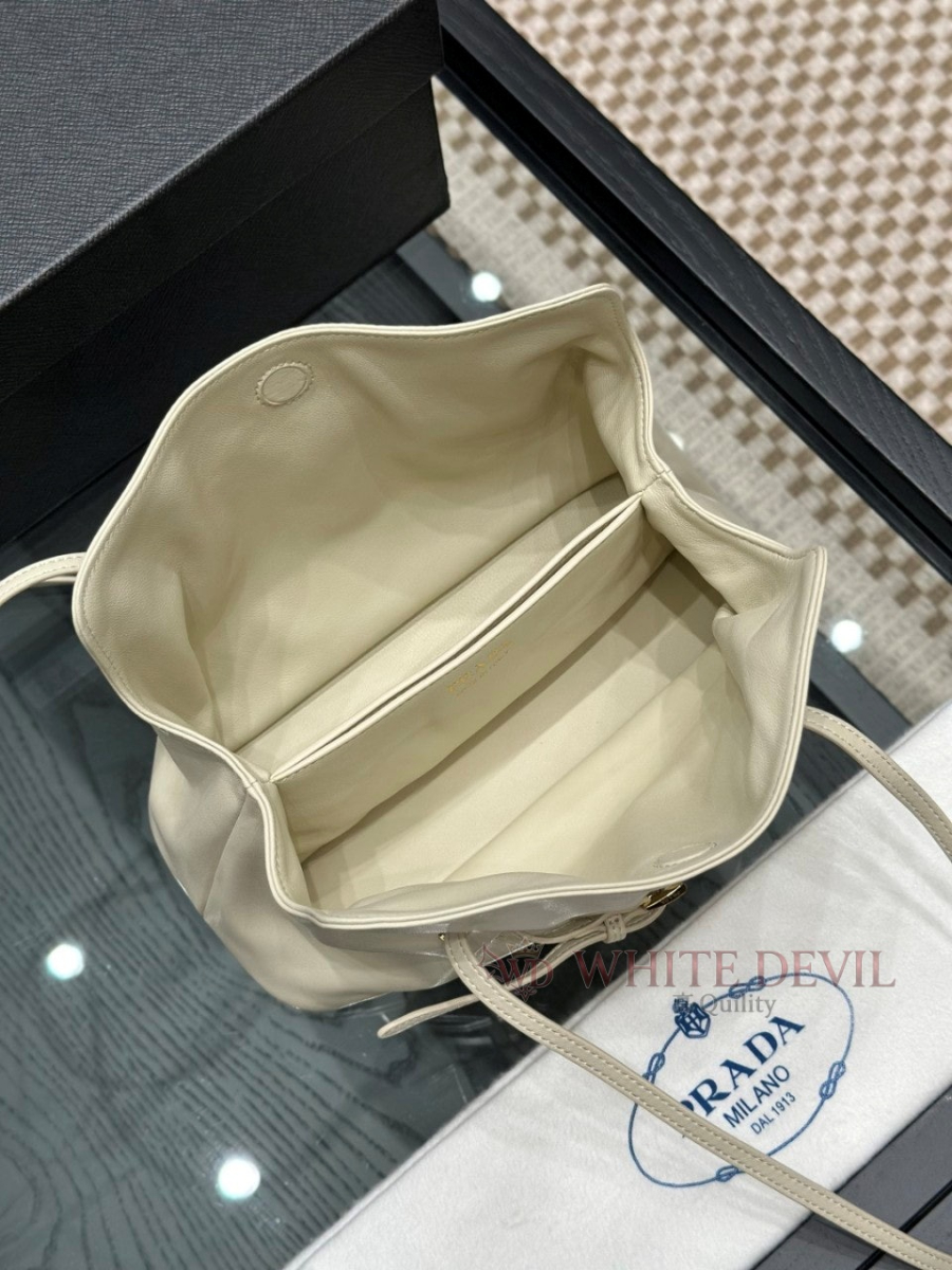 하얀악마 이미테이션 프라다 핸드백 (9).jpg