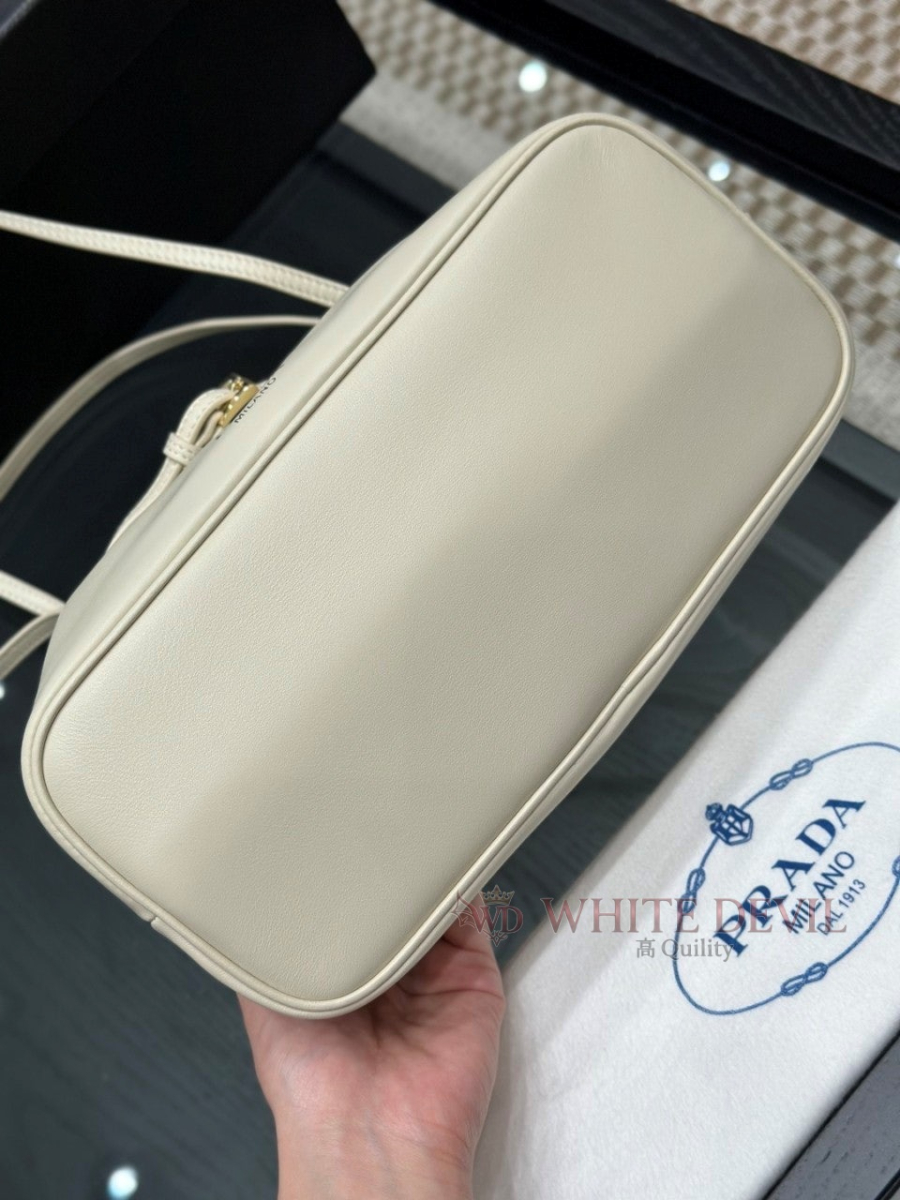 하얀악마 이미테이션 프라다 핸드백 (10).jpg
