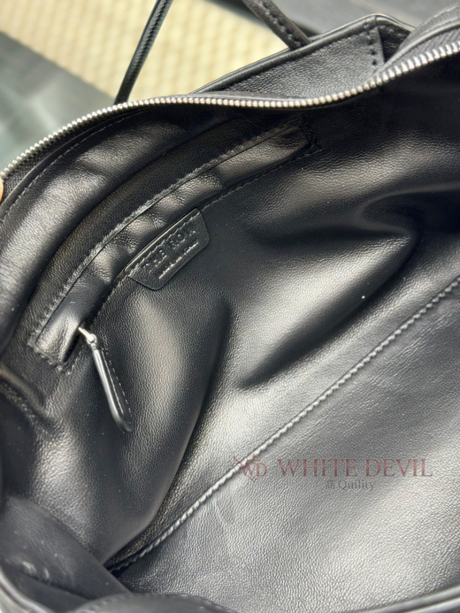 하얀악마 이미테이션 더로우 가방 (9).jpg