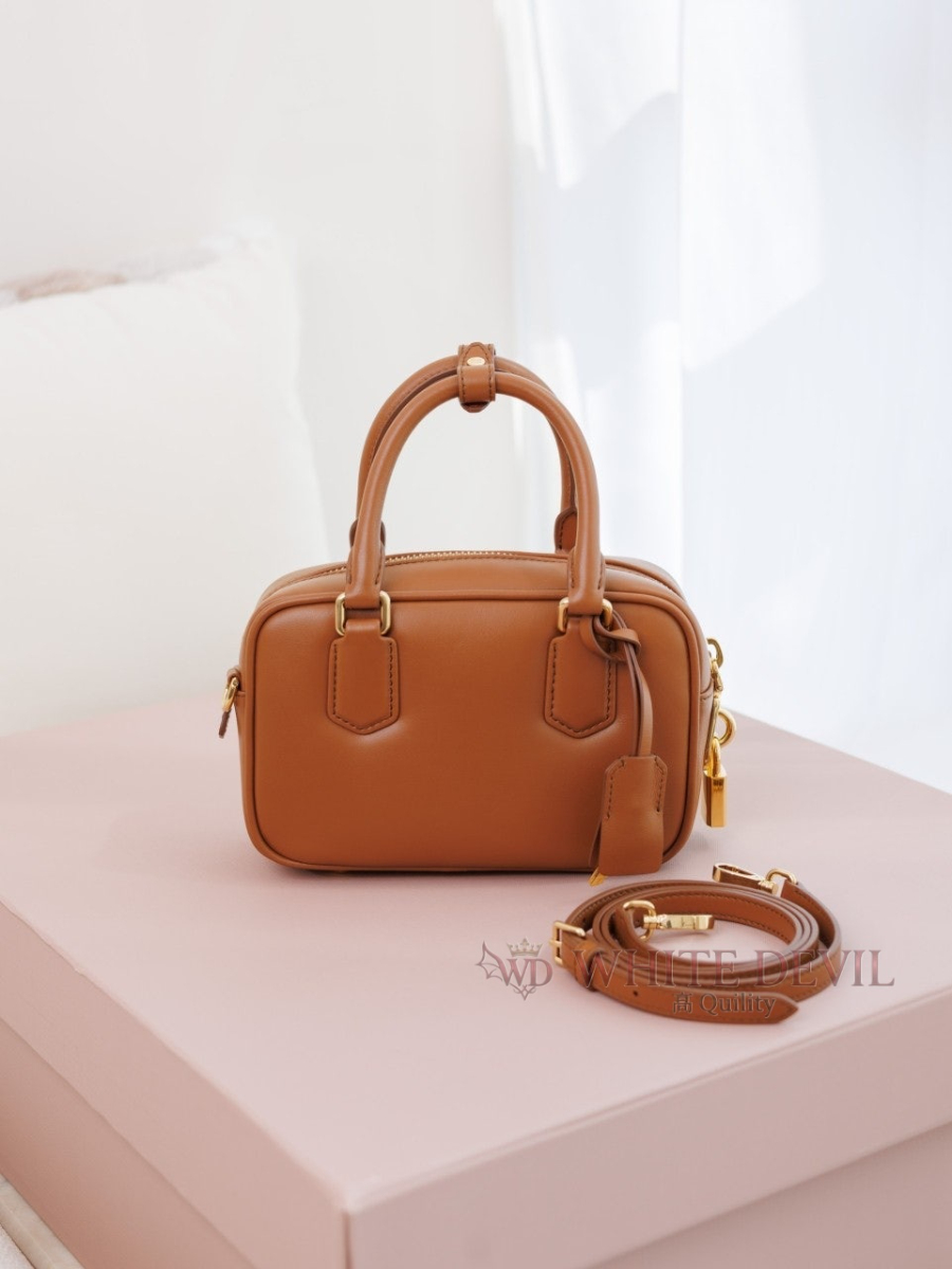 하얀악마 이미테이션 미우 아르카디 (4).jpg