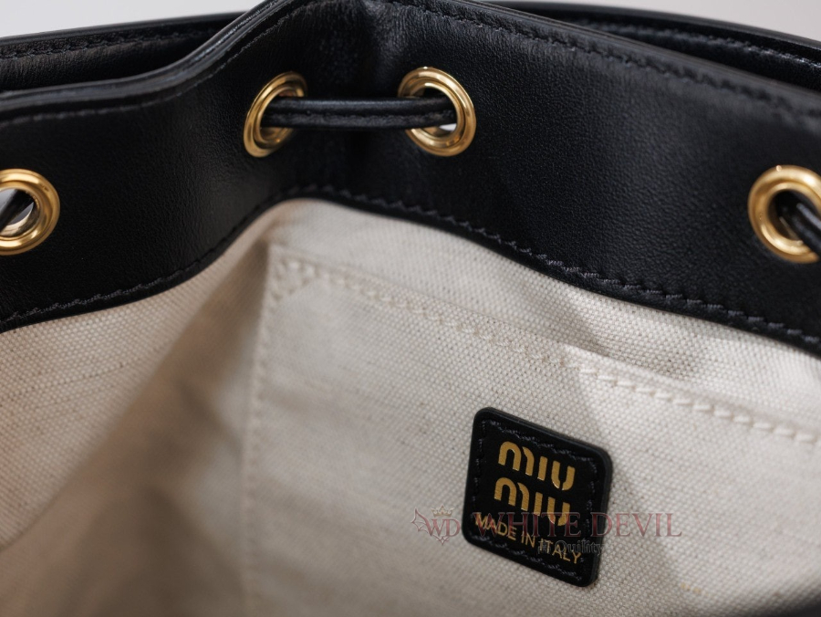 하얀악마 이미테이션 미우 백팩 (22).jpg