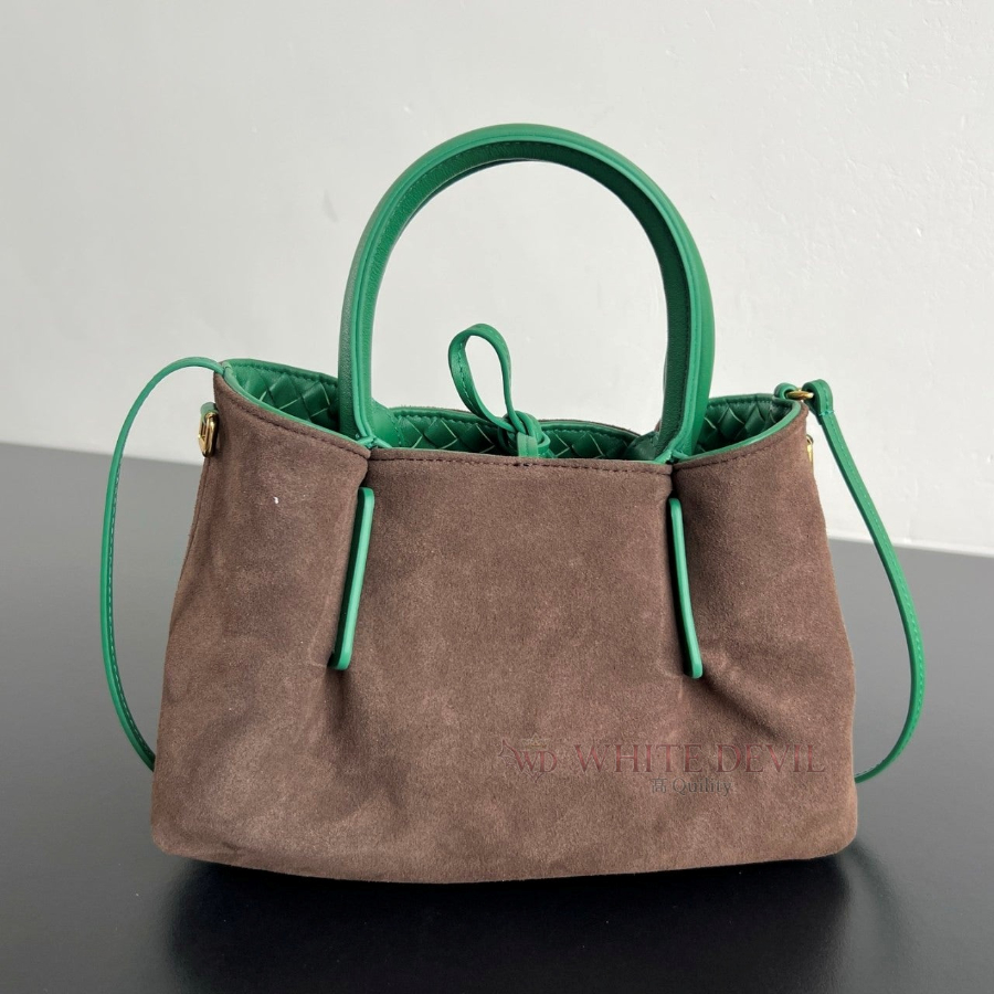 하얀악마 이미테이션 피나코데카 (2).jpg