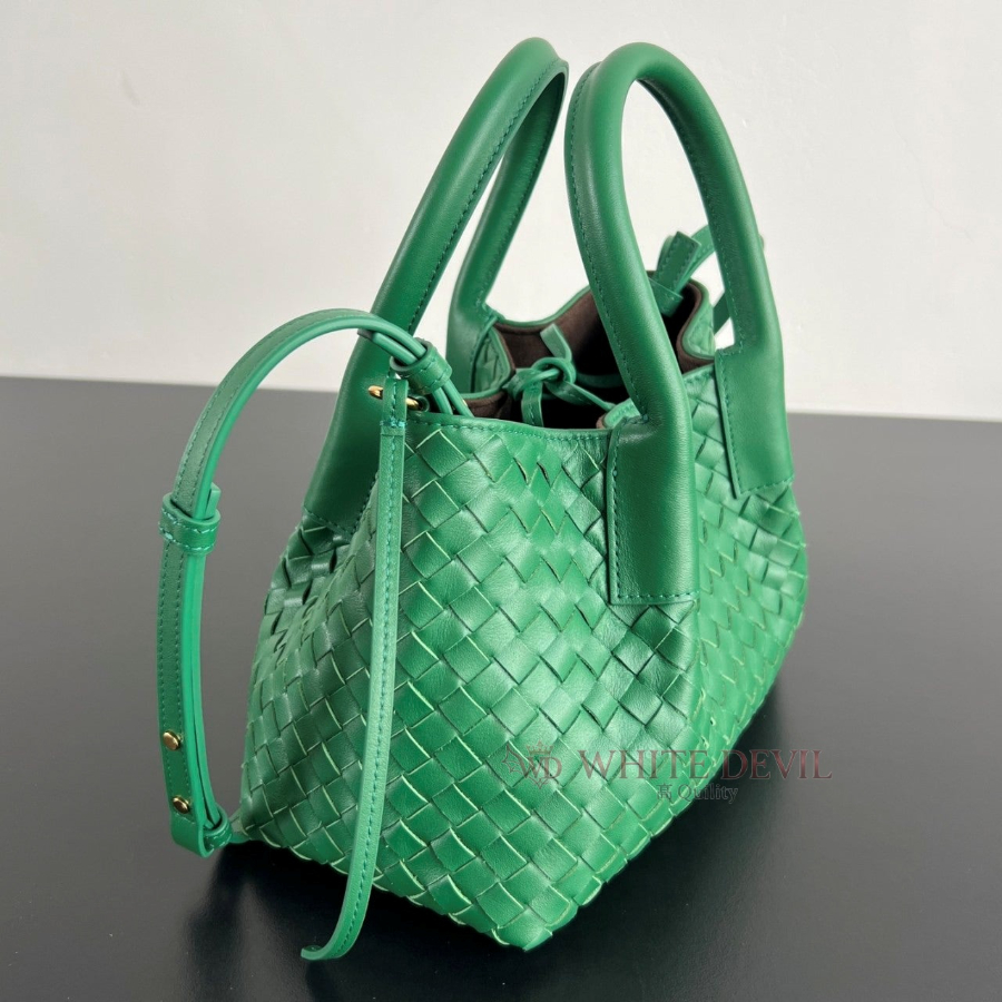 하얀악마 이미테이션 피나코데카 (3).jpg